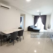 Fully Furnished Univ 360 Place 975sqft Near UPM for Rent