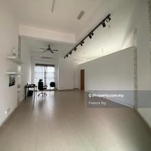 Oug Parklane Facilities Floor Shop Office Freehold Hight Roi