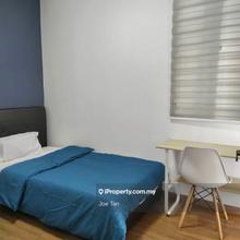 Small room for rent!!