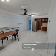 Apartment Subang Suria Shah Alam End Lot For Sale