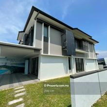 Tropical superlinked house 