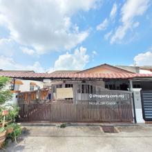 End Lot 1 Storey Terrace @ Taman Nilai Perdana, Nilai