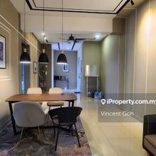 Fully Renovated Unit Come With Kitchen Cabinet 