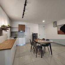 Fully Furnished Nice 2 Bedroom 2 Carpark for Rent