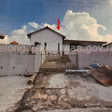 1-Storey Semi-Detached House - 7 mins to Paradigm Mall