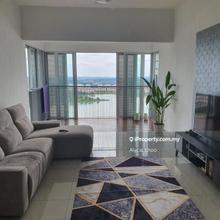 Nice lakeview Condominium