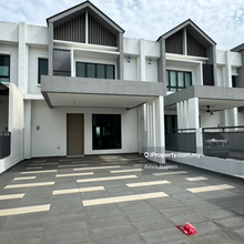 New complete facing south 