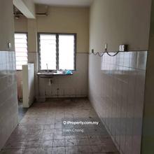 Seri Kembangan Taman Pinggiran Putra Pangsapuri Putra Raya For Sale