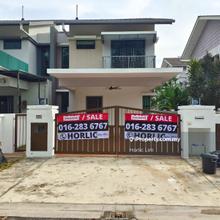 Rimbayu Periwinkle Cluster Semi D for Sale Fronting Empty Land