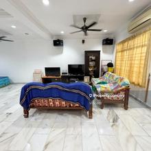 Batu Belah Double Storey Corner Lot House Klang
