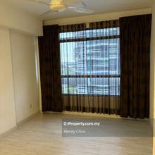 Aragreens Residences @ Ara Damansara, partial furnished unit for rent