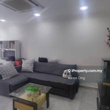 Tastefully renovated Court 9 with lift