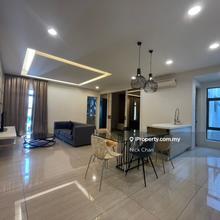 Well Maintain 2 room unit in Eve Suite - Link bridge to LRT Station