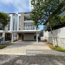 Brand New 3 Storey Semi-D House at Ampang