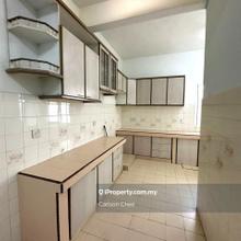 Clean, Ready move in condition house, Usj 13, near LRT, 