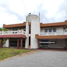 2storey bungalow with big land 