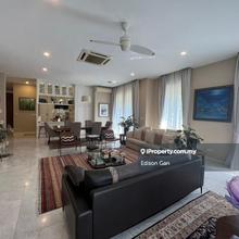 Villa serene kiara renovated unit with id corner lot with huge land