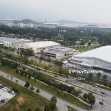Sendayan Heavy industry cold room factory for rent with loading bay