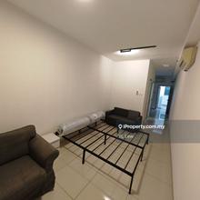 PJ studio Centrestage