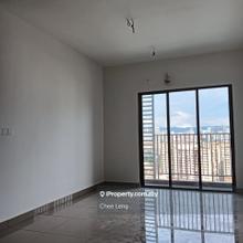 Brand new 4room3bath vacant unit