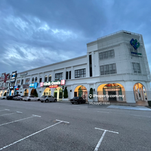 Facing main road shop 
