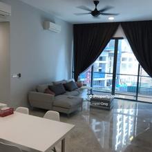 Low Floor 2 Beds 2 Baths Vogue Suites One Unit For Sale (1,076 sqft)