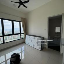 Alstonia Residence Room for rent
