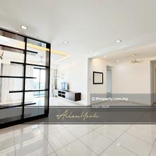 The Light Linear, Newly Repainted,1475sqft Partial Seaview Light City