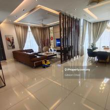 Twin Palms. 3 storey bungalow. Basic or renovated. Few units available
