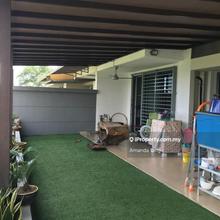 Limited corner units facing Direct Golf View