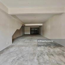 Shoplot Sendayan,suriaman biz,nearby merchant square,facing mainroad
