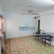 Sri Meranti Apartment Blok Depan Sekolah