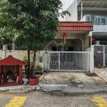 Freehold, Walking dist. to Kepong Baru Morning Market, Near to Schools