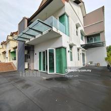 Fully Renovated With Modern Design 3 Sty Corner Setia Alam Anjung Sari