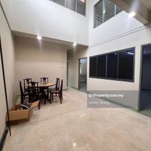 Freehold 1 Storey Terrace House partly Furnished with Basic Renovation
