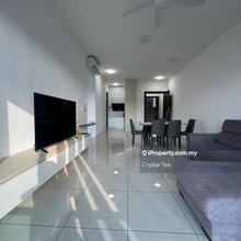 Q1 Condo Facing Queensbay Mall Unit For Rent