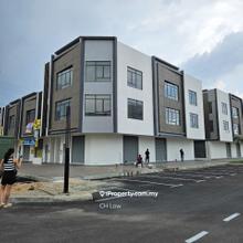Bandar Rimbayu Uptown Brand New 3 Storey Corner Shop Office For Rent