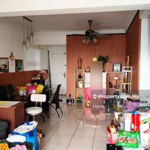 Aseana Puteri Bandar Puteri Puchong Mid Floor For Sale