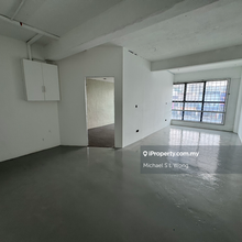 2nd floor Office with Lift