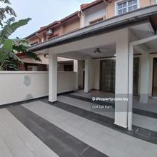 Terrace house for Sale