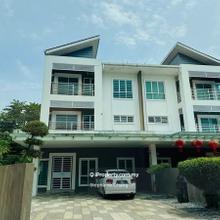 A Spacious 2.5-storey Semi-Detached at Ipoh Thompson For Sale 