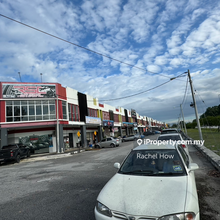 Seri Iskandar Facing Main Road Corner Shop For Sale With Ready Tenant 