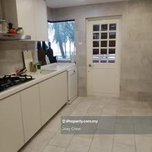Beautiful exclusive Sri Murni for rent