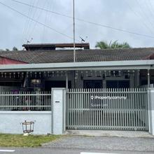 Taman Bakariah Freehold Non Bumi Lot for Sales. Tenanted, High ROI