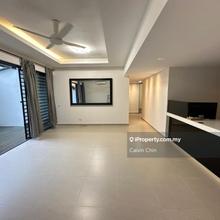 Fully renovated unit, few unit can view