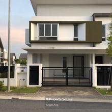 Terrace house for Sale