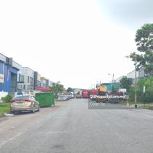 Freehold - International lot