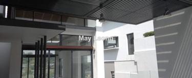 Modern contemporary basic bungalow with high quality built materials 1
