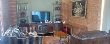 Beringin residence bungalow for rent with pool 1