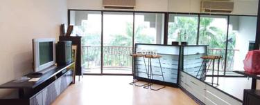 Apartment for Rent 4th floor walk up apartment  1